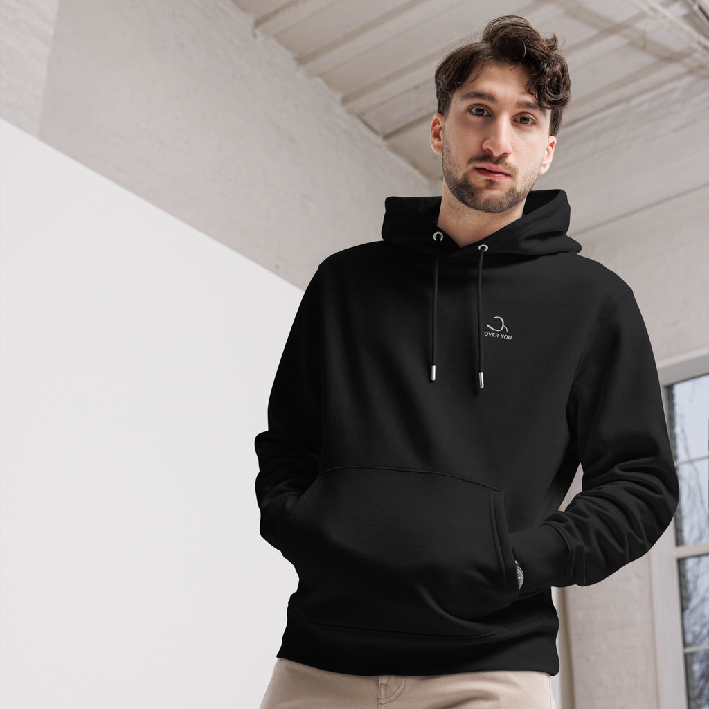 Sweat à capuche Le Chapeau Ardent en coton bio, coloris noir, vu de face