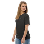 T-shirt unisexe Le Chapeau Panama orange en coton bio, coloris gris foncé chiné, vu de trois quarts face